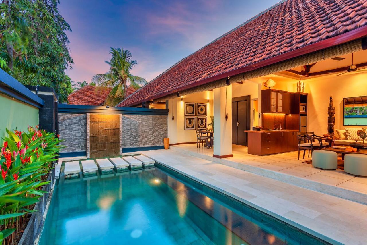 Asrina Villa'S Seminyak Zewnętrze zdjęcie